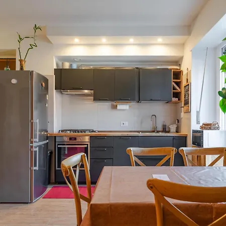 Urban Dora - For Families * Турин