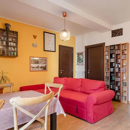 Urban Dora - For Families * 都灵