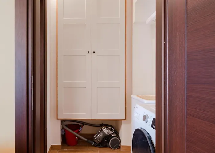 Urban Dora - For Families Daire