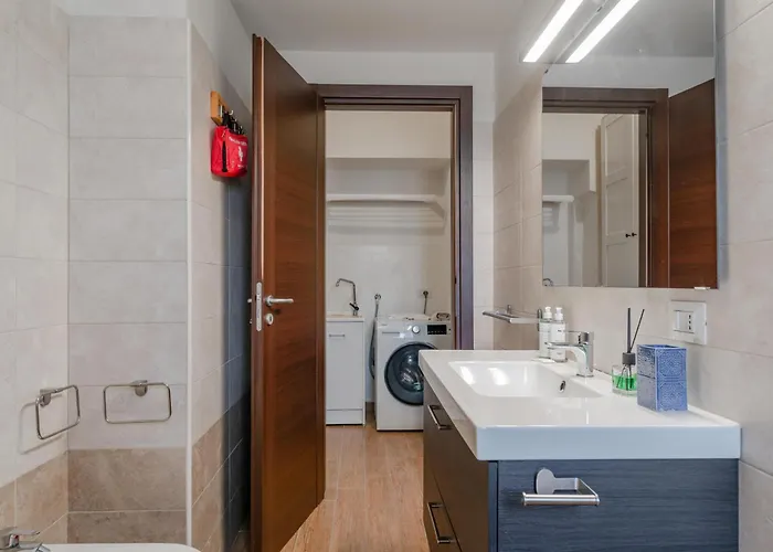 Urban Dora - For Families *